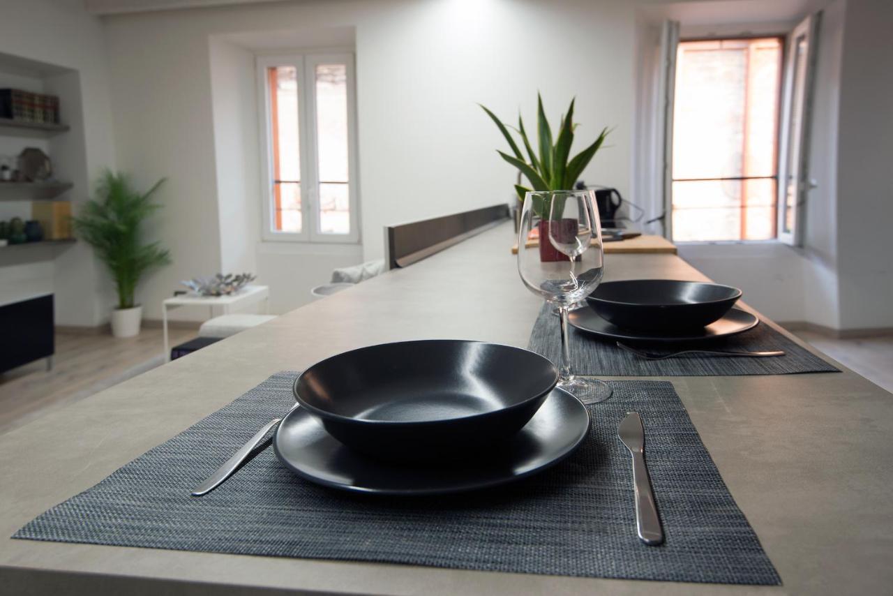 Larius Apartment Como Exterior photo